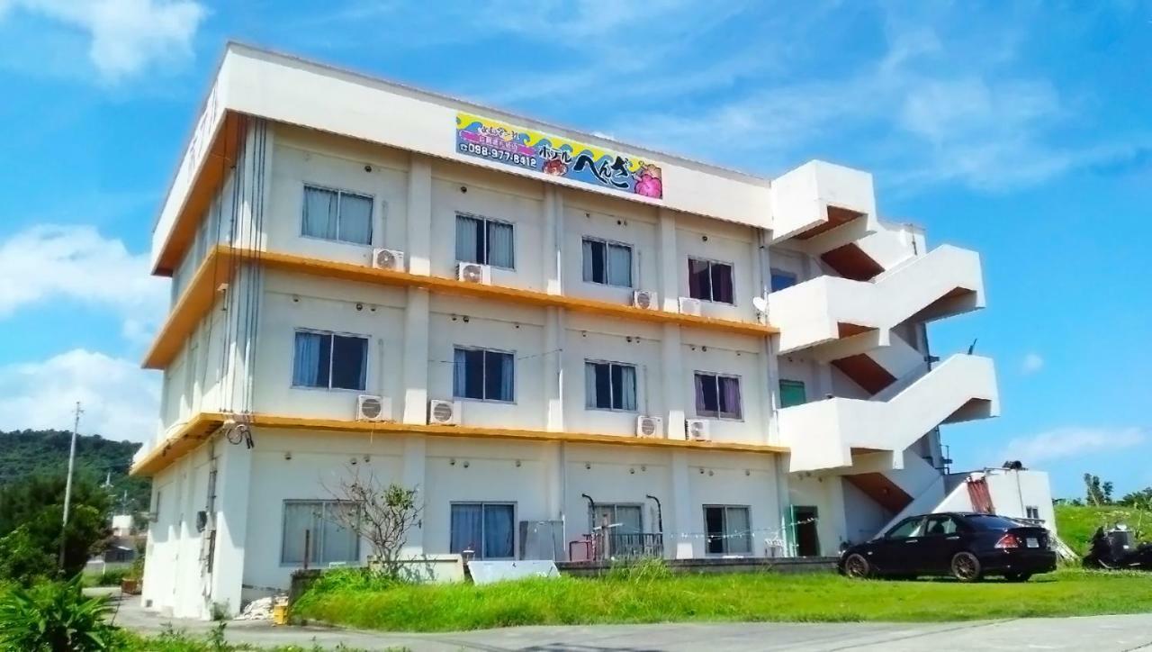 Hotel Henza Uruma Buitenkant foto