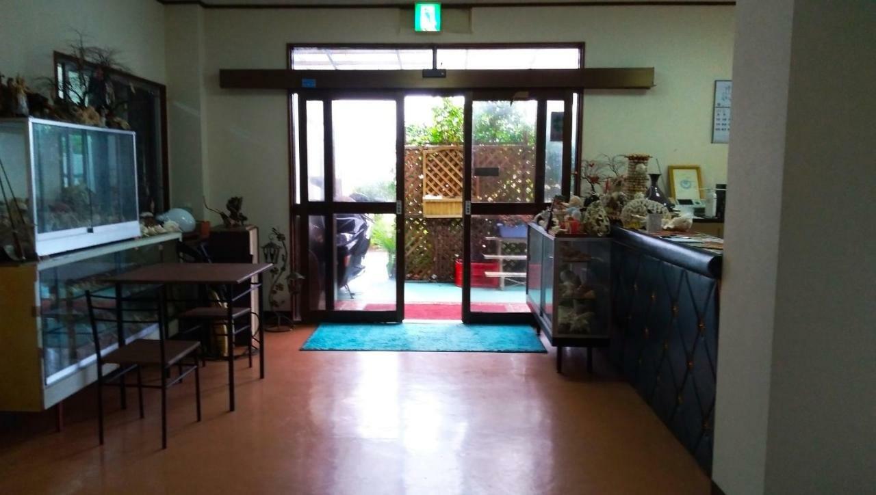 Hotel Henza Uruma Buitenkant foto